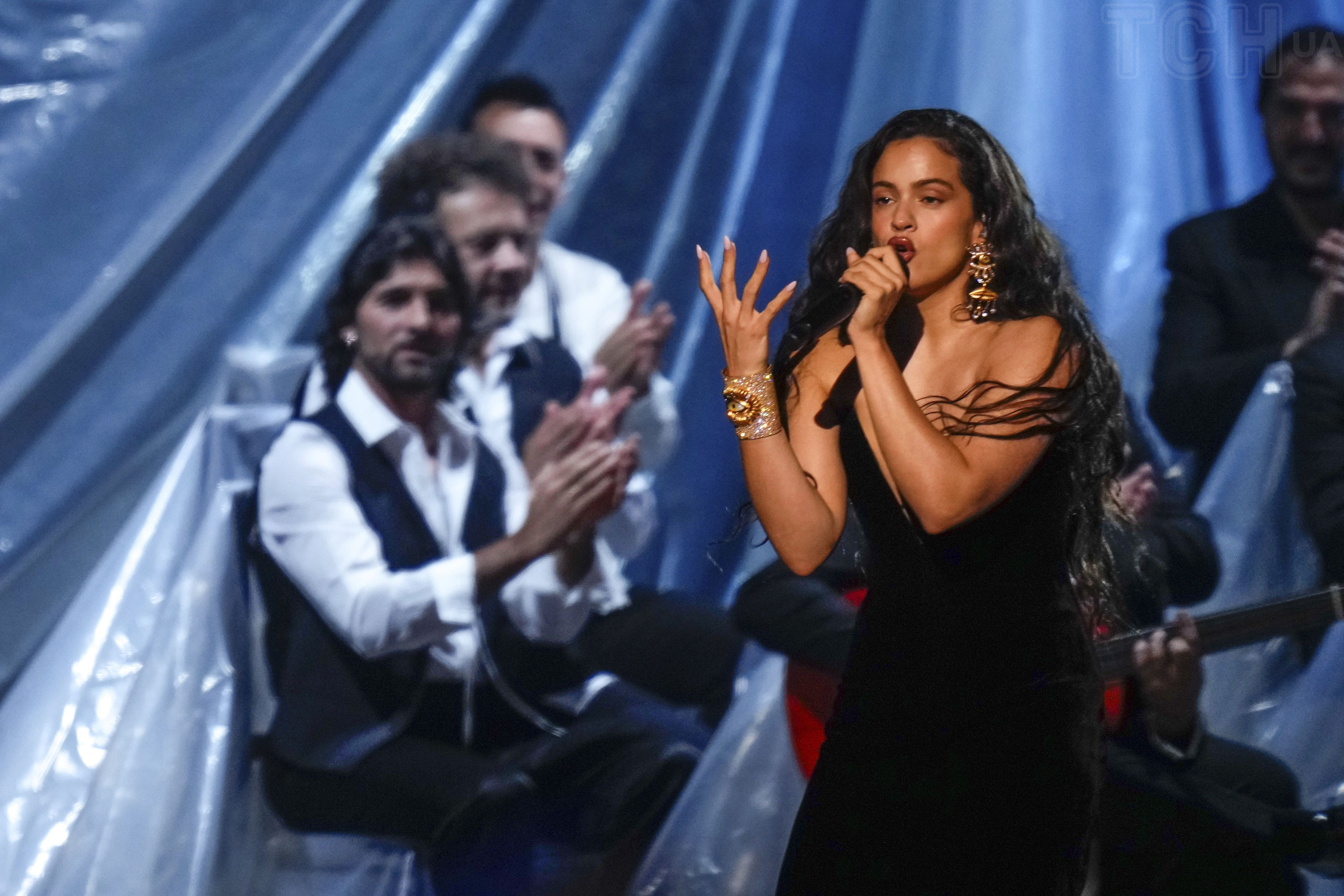 Rosalía LUX Tour Stage Concept